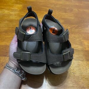 First step toddler boy’s sandals size 7